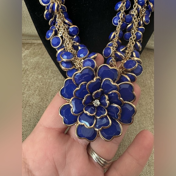 Natasha Statement Necklace - Royal Blue/Gold Flower - 3 strands.  NWT - Picture 2 of 6
